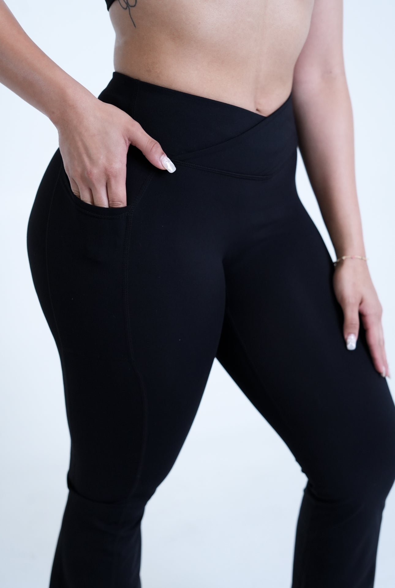 V Flare Legging