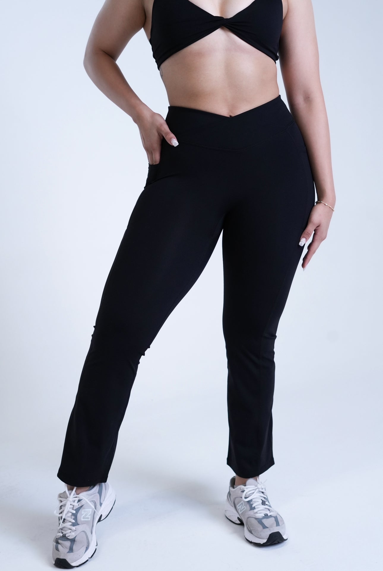 V Flare Legging